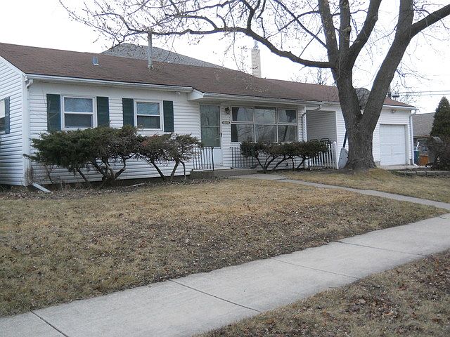 1st image of 1015 S Stewart Ave
