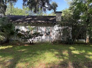 206 E Hilton Ave, Kingsland, GA 31548