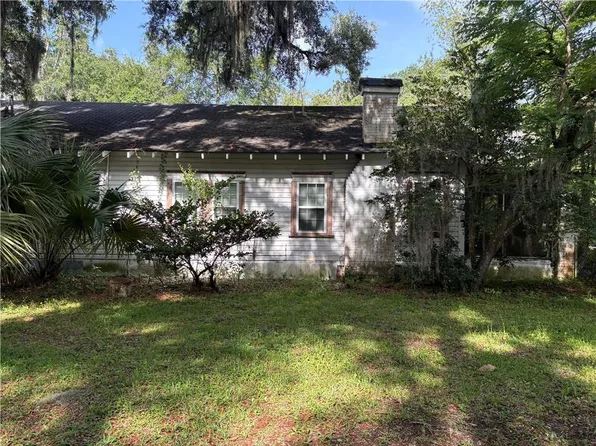 206 E Hilton Ave, Kingsland, GA 31548