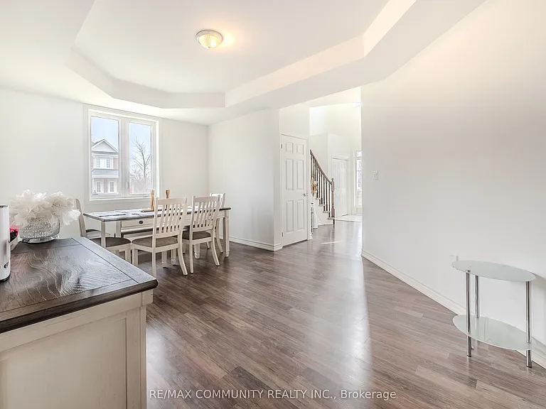1450 Sharon Dr — Photo 7