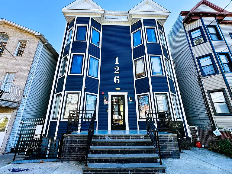 126 Randolph Ave #2L — Photo 8