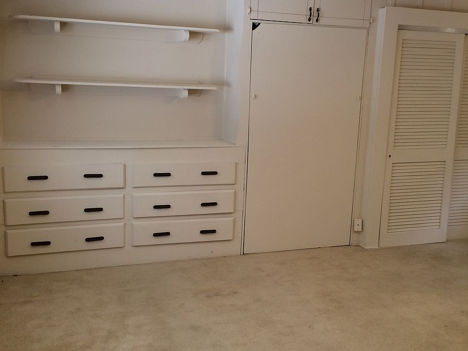 2nd image of 201 E Woodlawn Ave APT 30