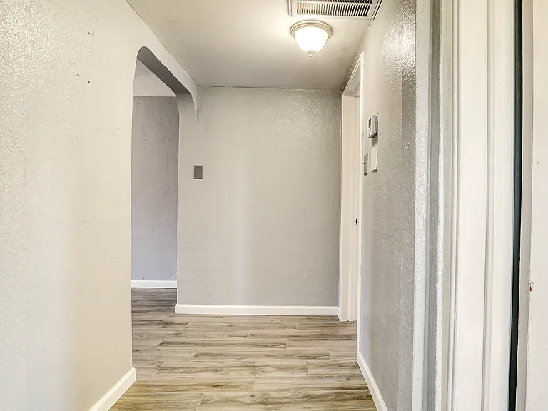 3900 Bliss Ave — Photo 16