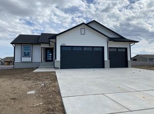 2263 S Chateau Ct, Wichita, KS 67207