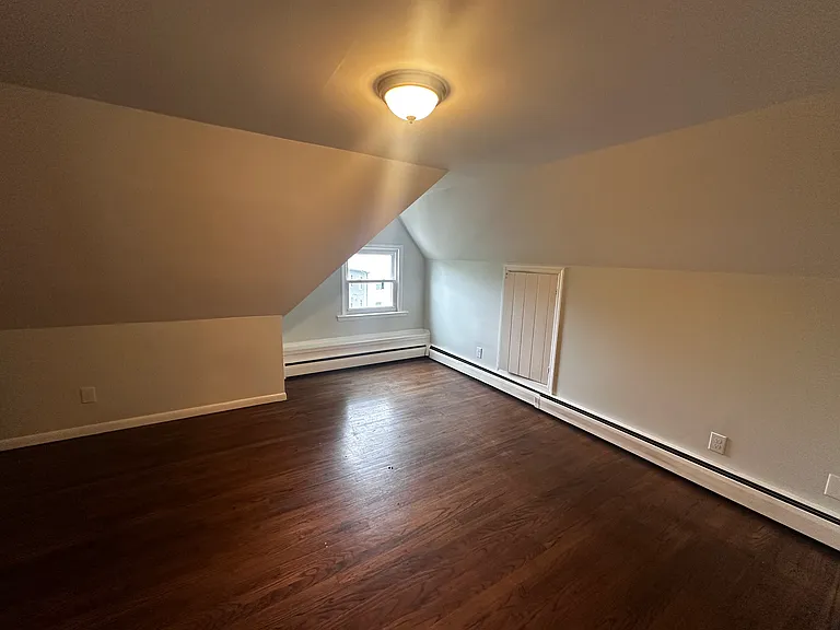 138 Warren St #3 — Photo 6