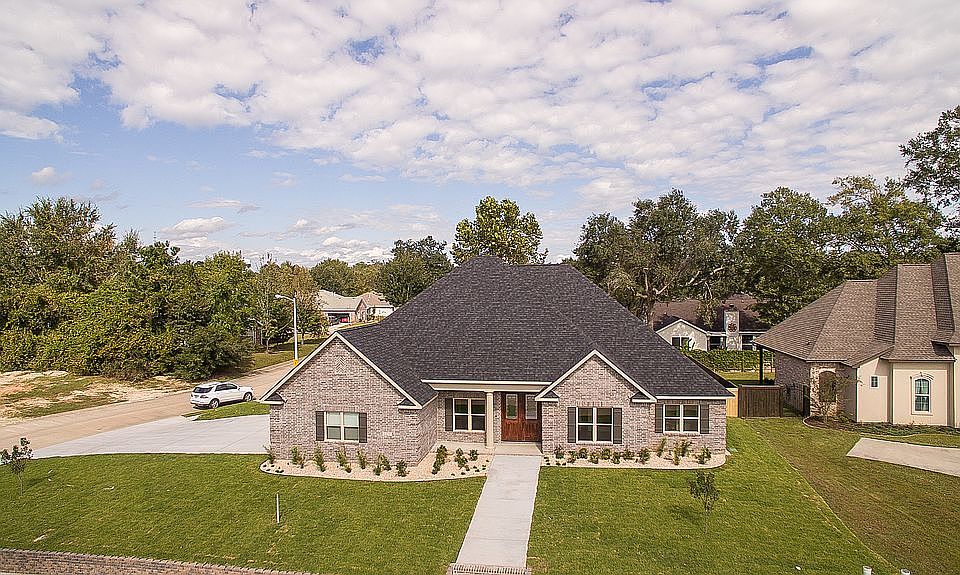 1570 Lucius St, Biloxi, MS 39532 | Zillow