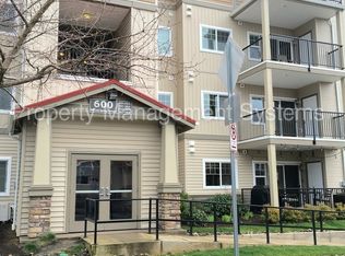 600 NW Lost Springs Ter, Portland, OR 97229