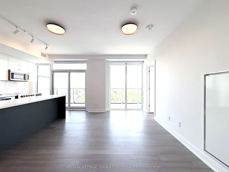 664 Spadina Ave #902 — Photo 21