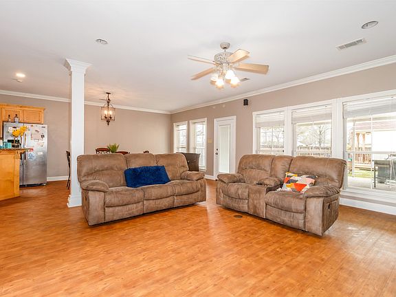5th image of 17166 Trinidad Dr