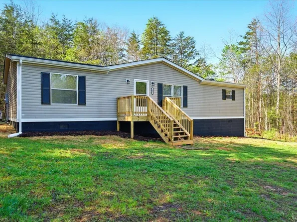 2051 State Shed Rd, Nathalie, VA 24577