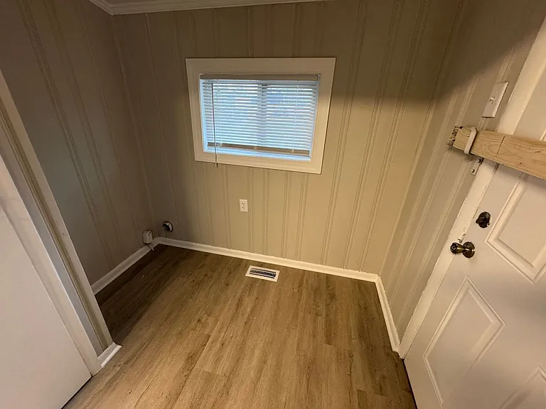 1132 N Oxford St — Photo 10