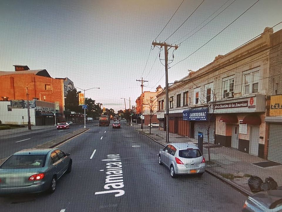 2nd image of 22005 Jamaica Ave