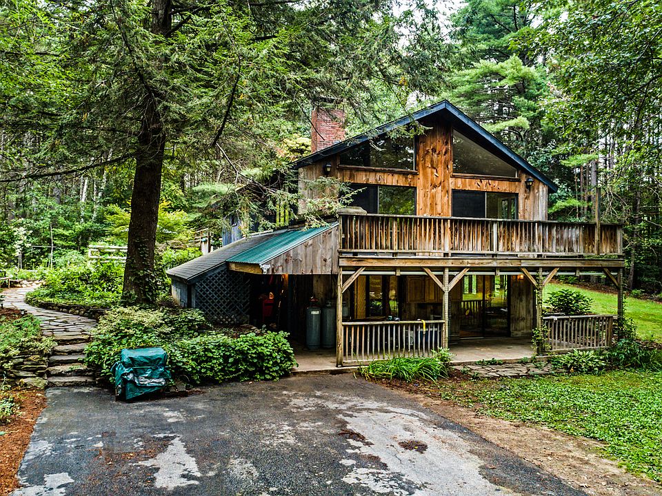 1st image of 25 Shelley Ln