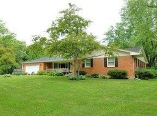 10203 Bull Valley Rd, Woodstock, IL 60098