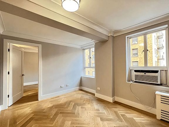 4th image of 752 W End Ave APT 17G