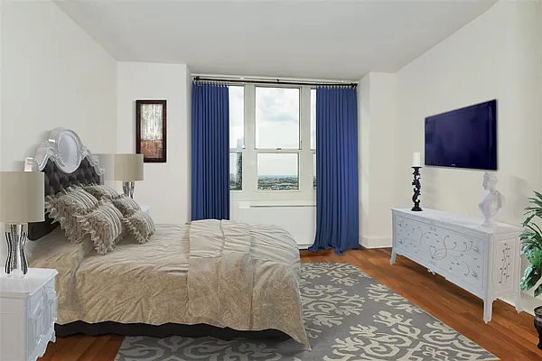 Sold by Nestseekers | media 4