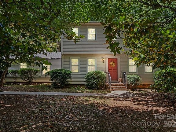 2nd image of 6639 Pencade Ln