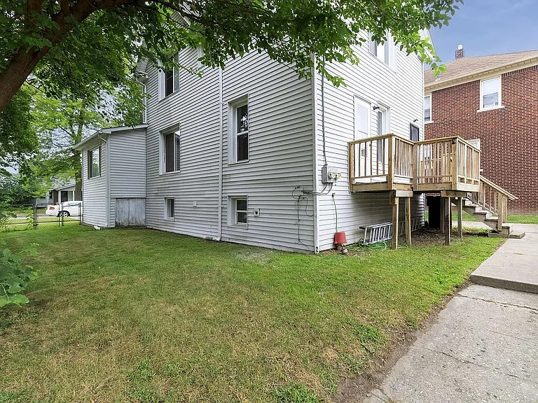667 Pine St #2 — Photo 15