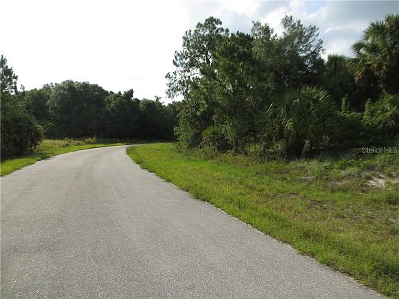 4th image of 6135 Amish Cir