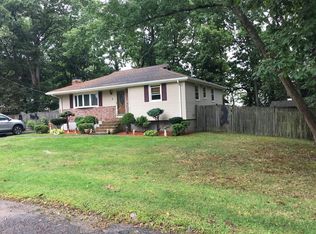 6 Torrey Side Rd, Brockton, MA 02301