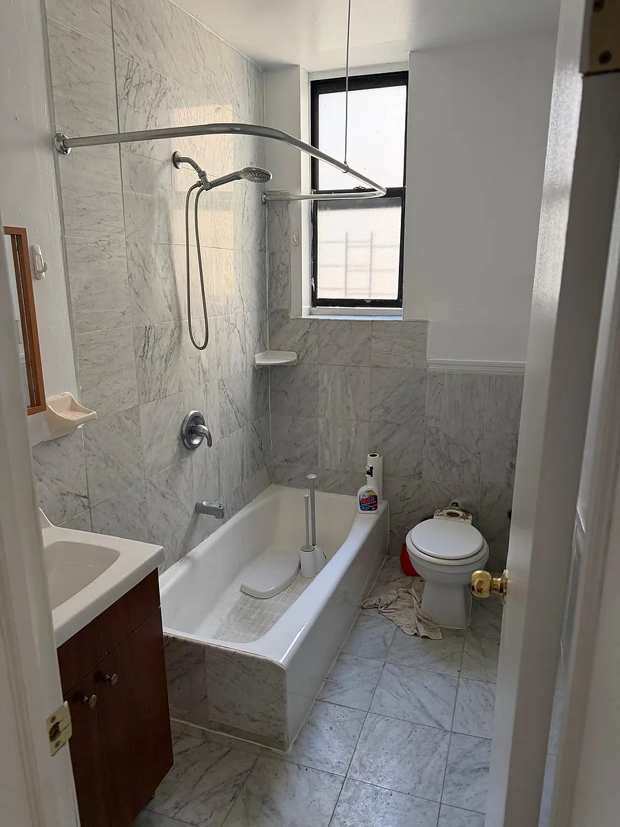 Photo 2 of 5 - 559 W 164th St #5F - Manhattan, NY Building Photo - 559 W 164th St #5F