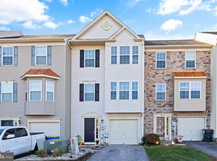 229 Country Ridge Dr, Red Lion, PA 17356