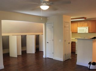 2909 Huntington Blvd APT 208, Fresno, CA 93721