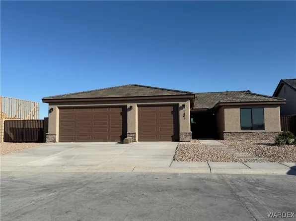 1301 E Barbary Dr, Fort Mohave, AZ 86426