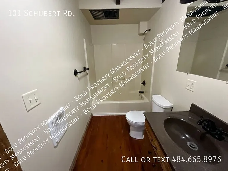 101 Schubert Rd — Photo 33