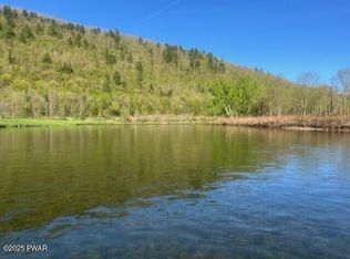 1 Warren Rd, Hancock, NY 13783