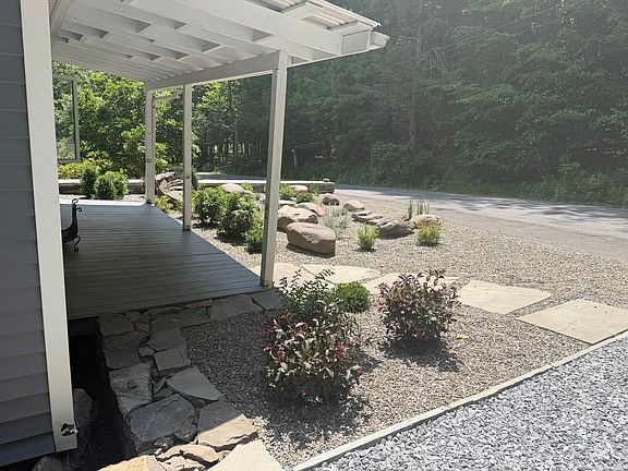 3rd image of 72 Ostrander Rd