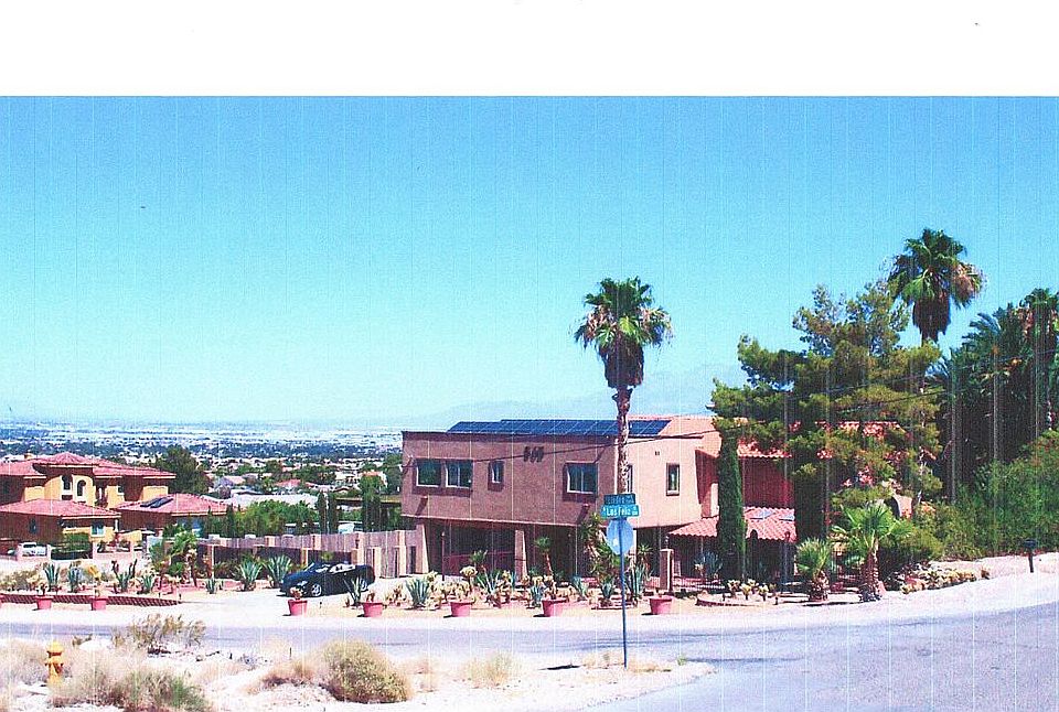 1st image of 565 Los Feliz St