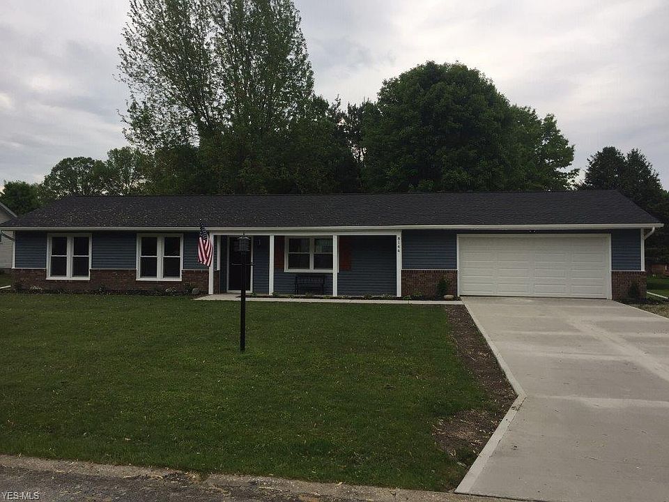 1st image of 8144 Meadow Run