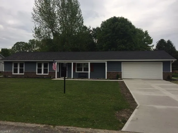 8144 Meadow Run, Garrettsville, OH 44231