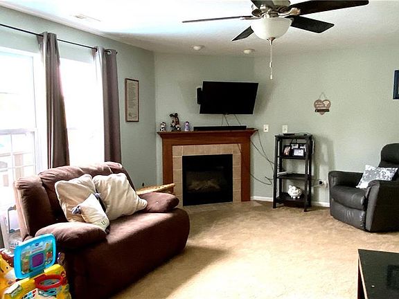 4th image of 5837 Brambleberry Ct