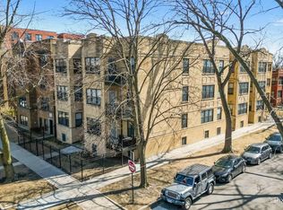3223 W Belle Plaine Ave #3, Chicago, IL 60618