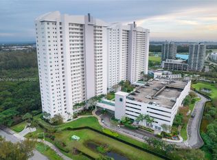 The Oaks I Condo, North Miami, FL 33181