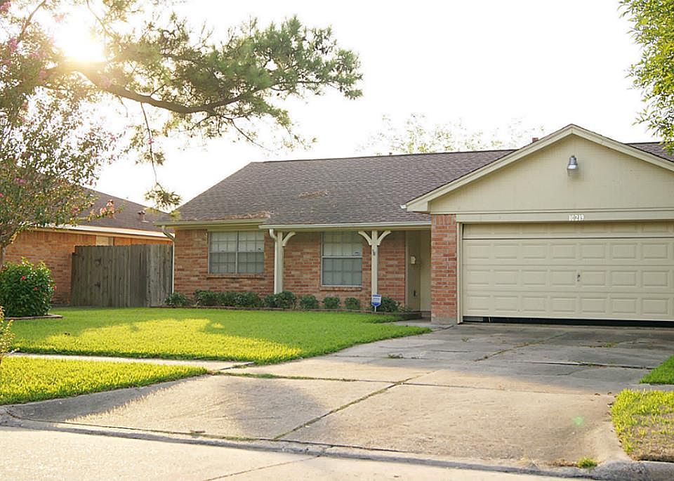 1st image of 10219 Kirkdale Dr