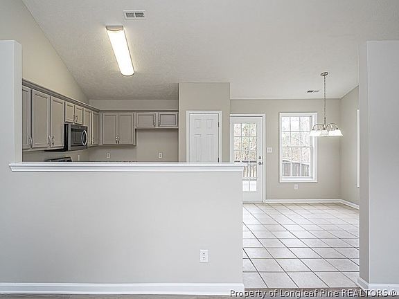 5th image of 495 Northwoods Dr