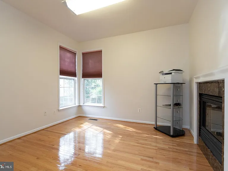 13312 Scotch Run Ct — Photo 18