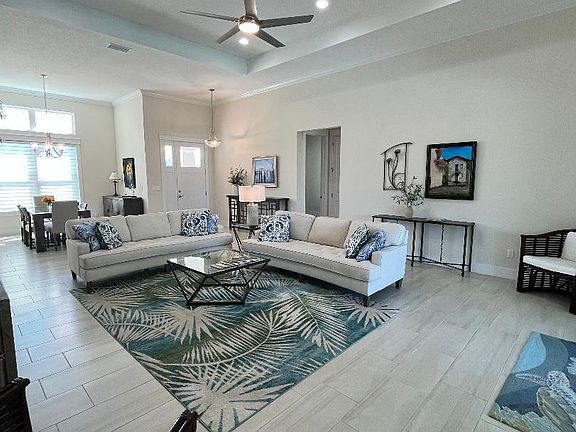 3rd image of 3201 Medici Blvd