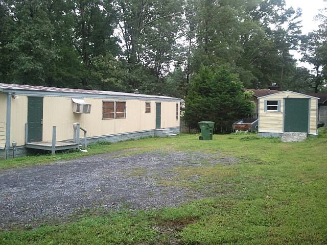 2nd image of 311 Cedar St