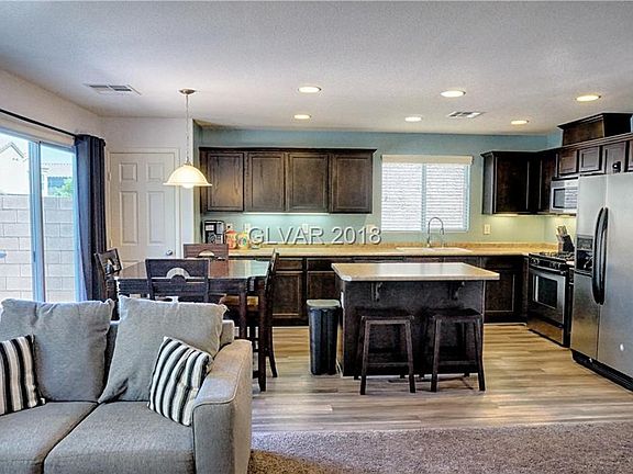 5th image of 10246 Headrick Dr