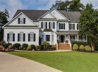 15748 Moss Fire Ct, Moseley, VA 23120