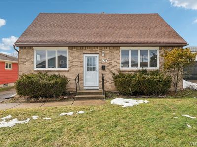 120 Dartwood Dr, Cheektowaga, NY, 14227