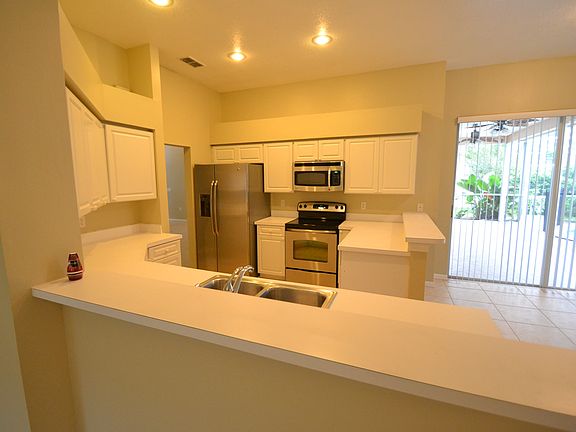 4th image of 3526 Autumn Glen Dr