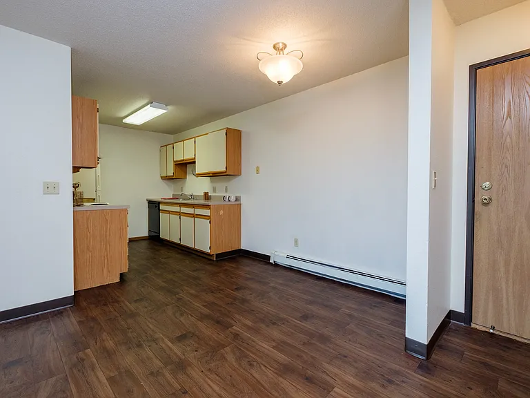 Fargo, ND South Pointe Apartments | Dining