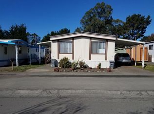2071 Surfside Dr, Eureka, CA 95503