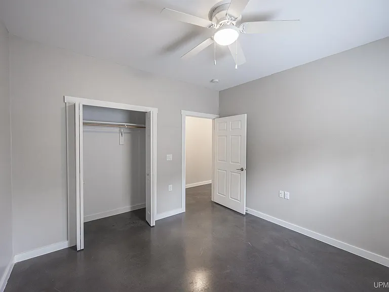 17245 Atlantic Ave — Photo 12