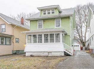 124 Delamaine Dr, Rochester, NY 14621